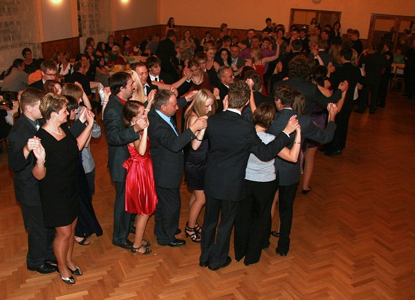 2.prodloužená - Taneční 2011